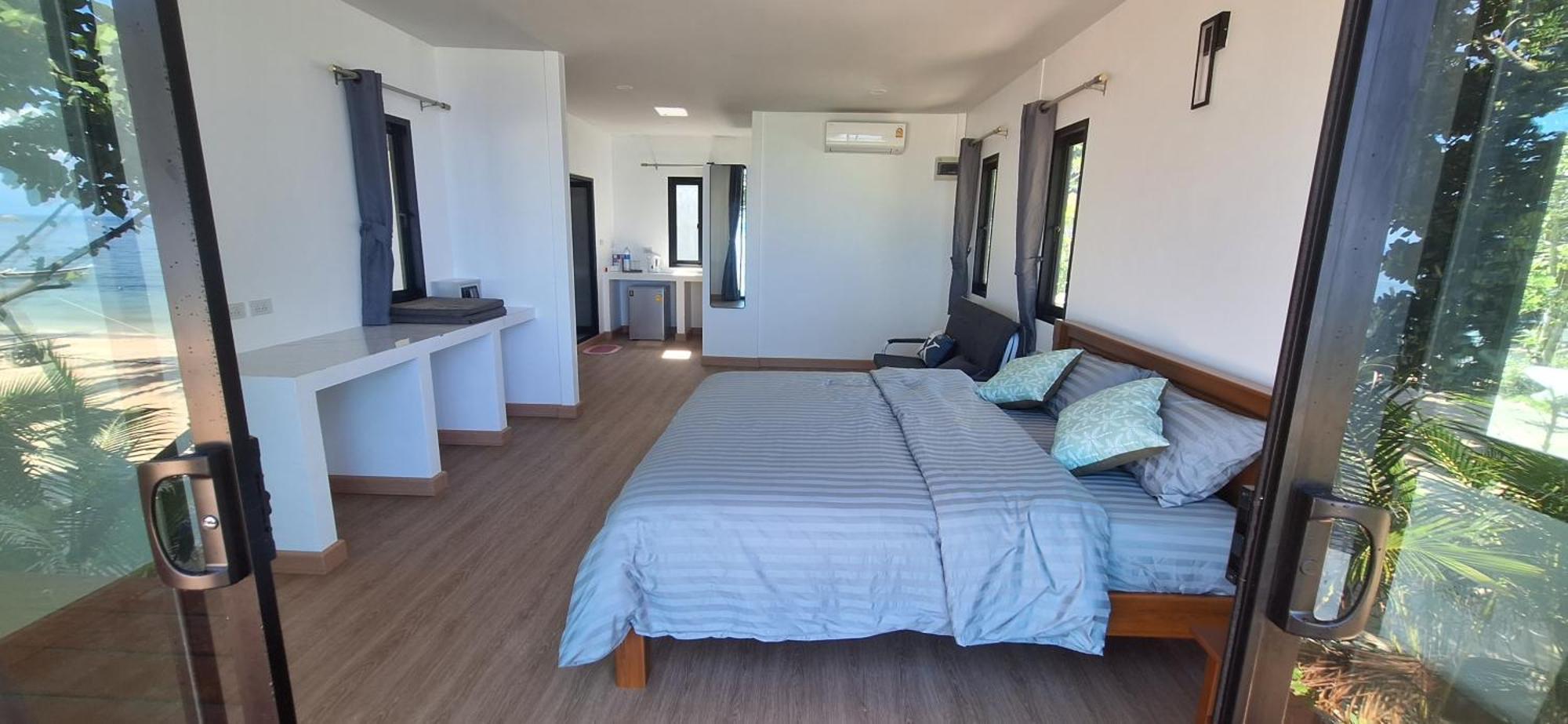 Ibiza Beach Resort Haad Yao Exterior photo