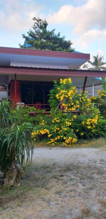 Ibiza Beach Resort Haad Yao Exterior photo